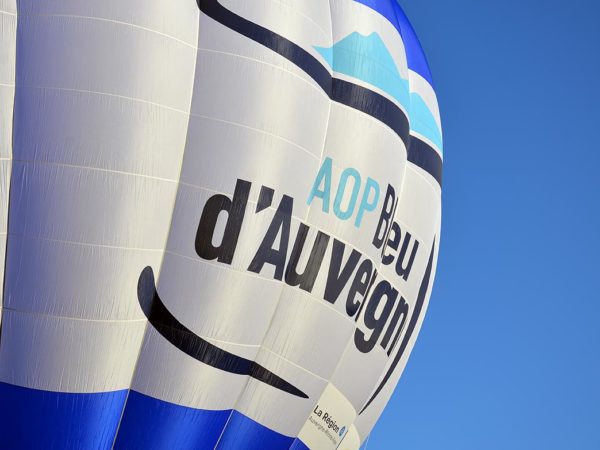 Ein Heißluftballon für den AOP Bleu d’Auvergne