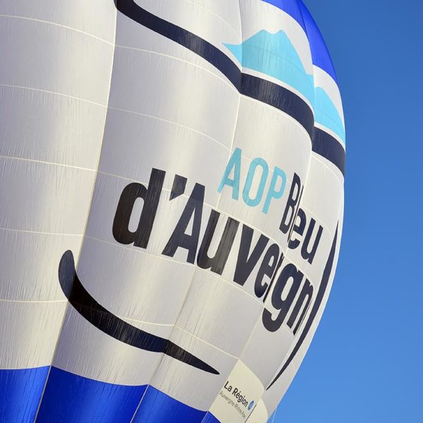 Ein Heißluftballon für den AOP Bleu d’Auvergne